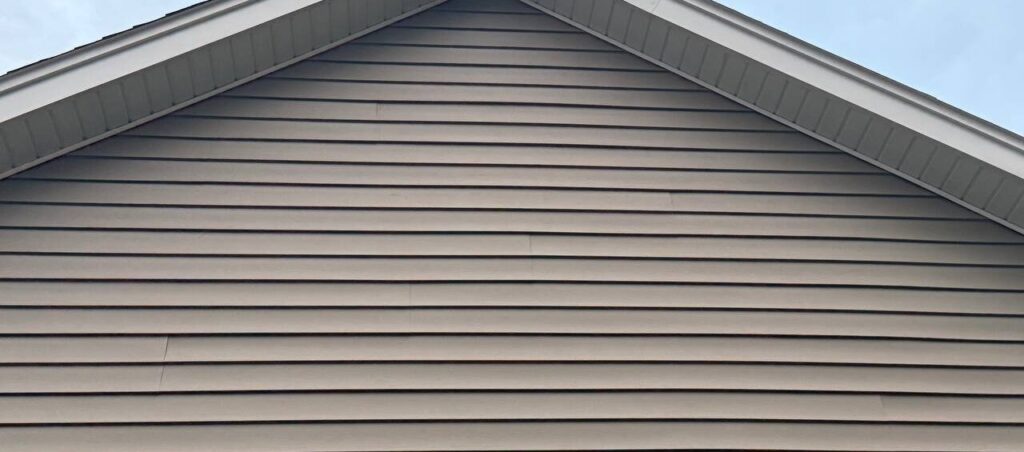 New siding on St. Louis home exterior after professional installation