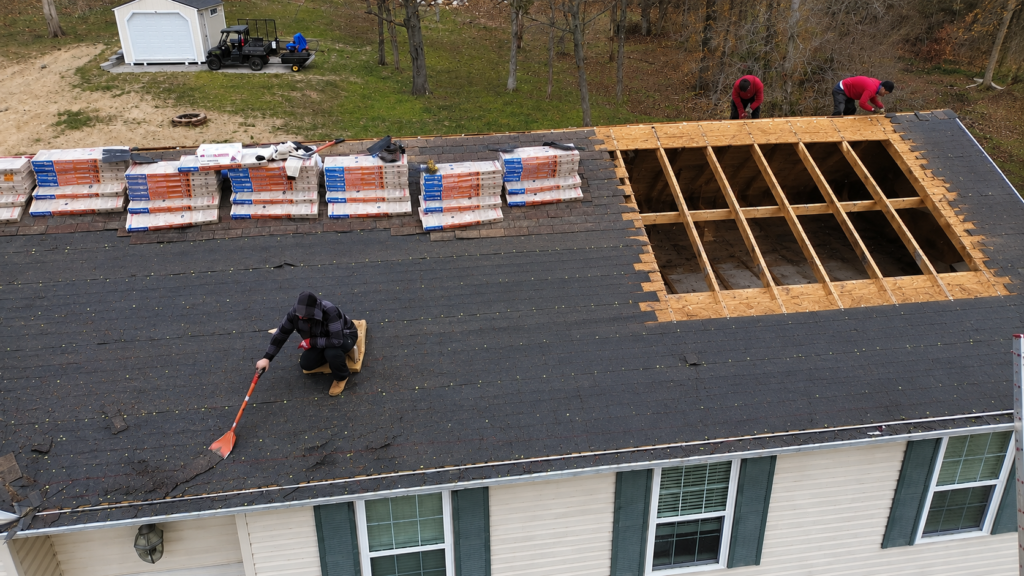 Roof replacement project in High Ridge Missouri